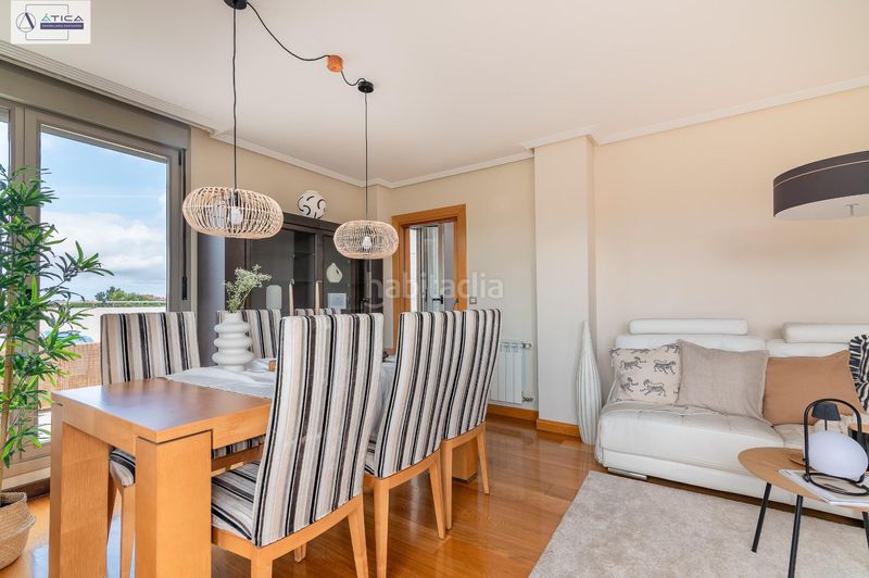 Foto bd833dde-8451-4948-a1df-48d97ba7405b. Àtic amb calefacció aparcament piscina a La Pereda Santander