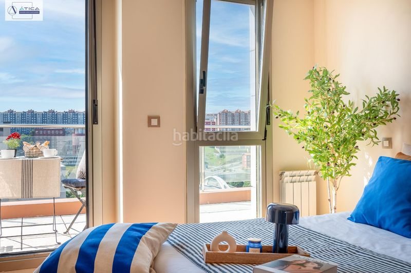 Foto c279251f-399e-4ba7-9263-89e203c36d51. Àtic amb calefacció aparcament piscina a La Pereda Santander