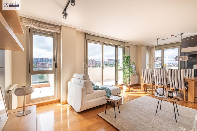 Foto c334d30d-d651-499d-adb5-a561ab5054f0. Àtic amb calefacció aparcament piscina a La Pereda Santander