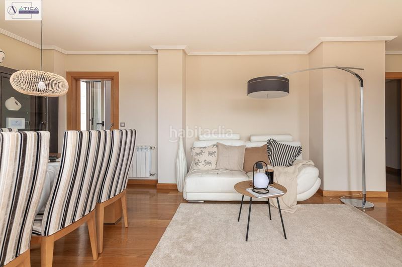 Foto f018c026-99bf-4484-97bc-1dcb4aaa1a8e. Àtic amb calefacció aparcament piscina a La Pereda Santander