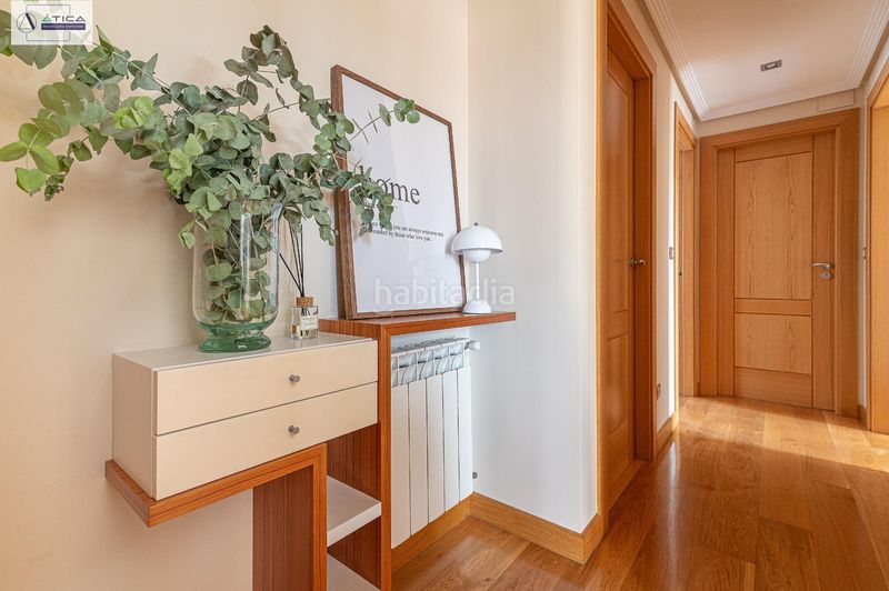 Foto f9df880c-8d0d-43db-9edf-ef29faa42b46. Àtic amb calefacció aparcament piscina a La Pereda Santander