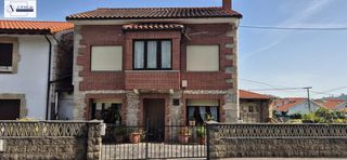Casa  Barrio mijares. Casa de piedra en escobedo