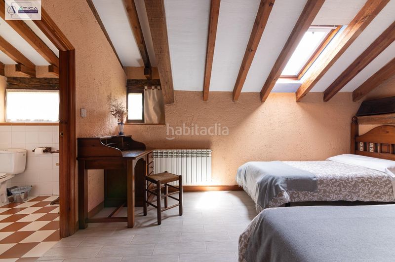 Foto 535714a0-a835-4f50-b5f4-bee2082ace99. Edificio hotel rural con historia, encanto y un negocio listo para continuar en Valle de Valdebezana
