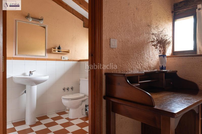 Foto c557bd00-d655-417d-b268-af9cda801636. Edificio hotel rural con historia, encanto y un negocio listo para continuar en Valle de Valdebezana
