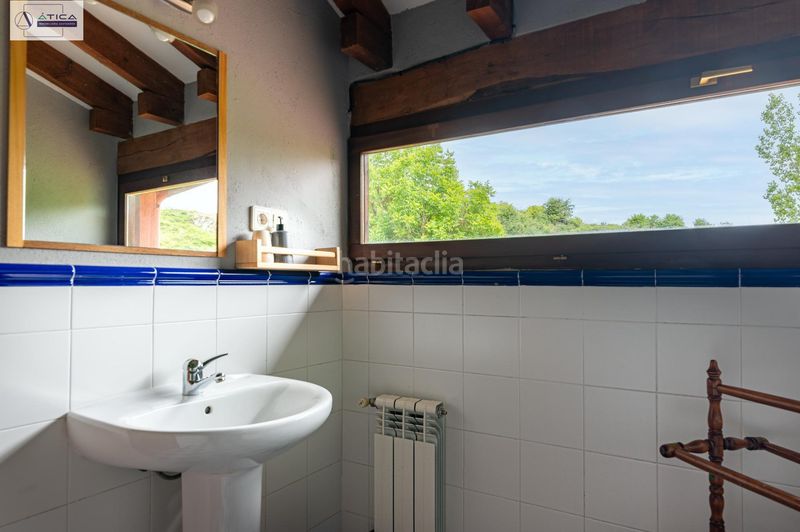 Foto d111b051-4d12-4031-8bd6-fb55d9ec153c. Edificio hotel rural con historia, encanto y un negocio listo para continuar en Valle de Valdebezana