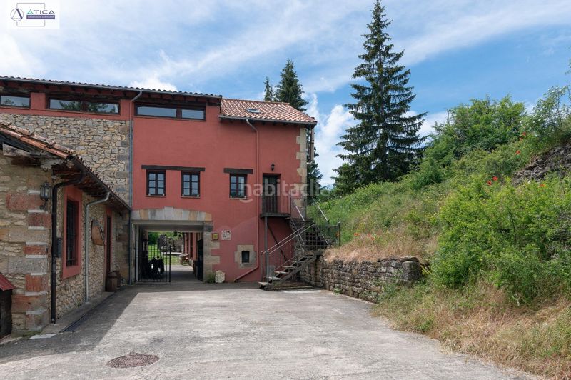 Foto ecaa2182-0a39-4283-9685-b54d57ac17e3. Edificio hotel rural con historia, encanto y un negocio listo para continuar en Valle de Valdebezana