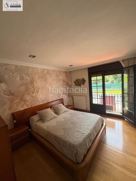 Foto 2208987d-e274-4587-8f91-1d900869e9a4. Casa adossada amb calefacció aparcament a Centro Castro - Urdiales