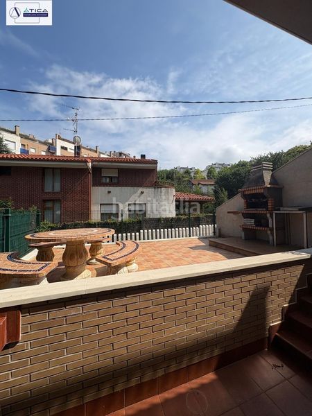 Foto c6527771-97c3-49be-a1ca-09de69d1421b. Casa adossada amb calefacció aparcament a Centro Castro - Urdiales