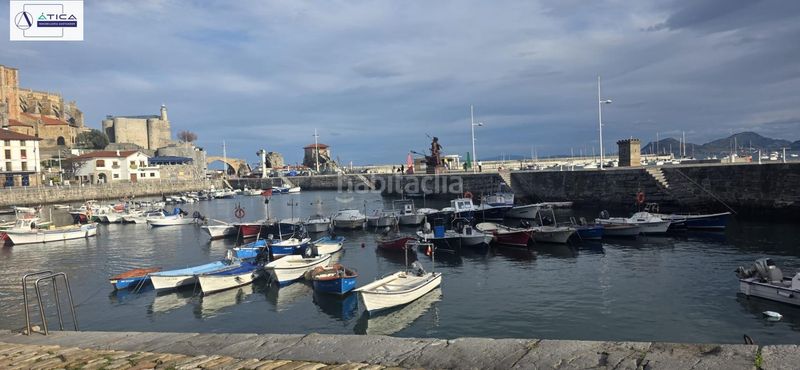 Foto cb05c8c1-0901-4aa4-819d-371c42f6f9ec. Casa adossada amb calefacció aparcament a Centro Castro - Urdiales