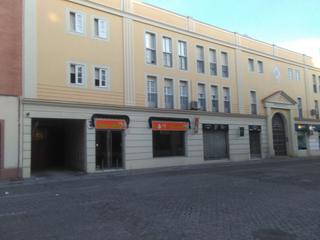 Aparcament cotxe  Maria antonia jesús tirado. Garaje en venta en centro  pio xii.