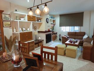 Casa  Pajares. Casa en venta en los cedros, 4 dormitorios.