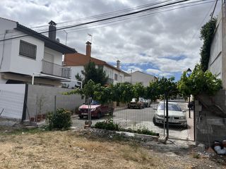 Terrain r�sidentiel en Calle las salinas 13. Solares en la malaha - granada
