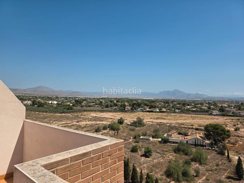 Foto eefc5f4b-cf4d-4ad9-8417-bfd41bd10305. Attico con parcheggio piscina in Parque Lo Torrent Sant Vicent del Raspeig