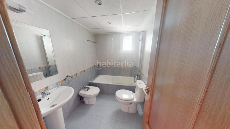 Foto f79e23ad-a6b5-4d11-a315-ad52c37a7271. Attico con parcheggio piscina in Parque Lo Torrent Sant Vicent del Raspeig