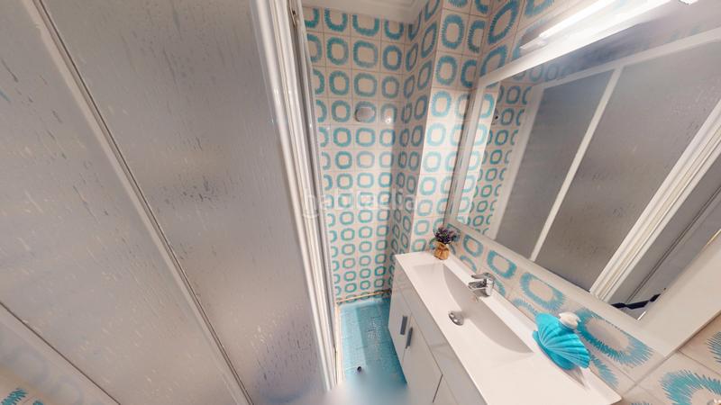 Foto 02174056-a9ac-4280-af00-6d021e42391c. Pis a Florida Baja Alicante