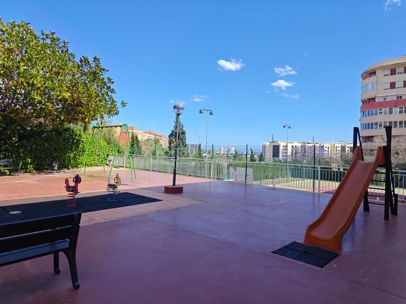 Foto b4cb0def-44c0-4052-8372-131e15f01234. Dúplex amb aparcament piscina a Babel Alicante