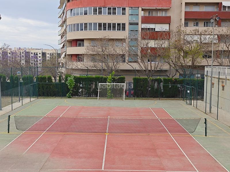 Foto d5db16ec-a5ed-4c10-b9e3-488295192557. Dúplex amb aparcament piscina a Babel Alicante