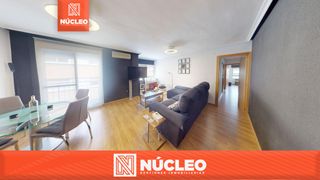 Pis  Calle garcía andreu. Espacio, terraza y sol: vivienda reformada de 4 dormitorios junt