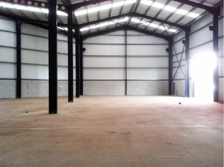 Lloguer Nau industrial a Rúa monte louredo 10. Alquiler de nave 930 m2 con campa de 500 m2 en pol ind o campiño