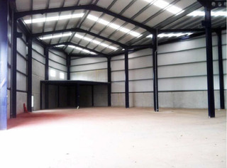 Lloguer Nau industrial a Rúa monte louredo 10. Nave en alquiler con 930 m2 y campa de 500 m2 en pol ind o campi
