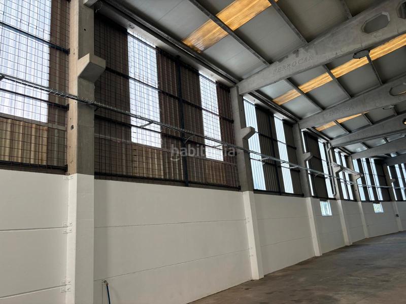 Foto fc87437f-5c72-4895-ba4e-5eb749c7149a. Affitto capannone industriale con riscaldamento in Porriño (O)