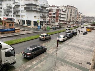 Bureau à Avenida galicia 5. Se vende oficina de 600 m2 en la av galicia de porriño