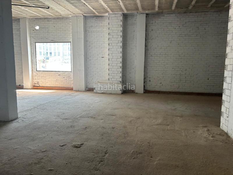 Foto ce4d6241-f40e-4642-ae48-0bc3be80483c. Local comercial en avenida galicia 25 bajo comercial en venta de 81 m2 con sótano de 206 m2 en av galicia de porriño en Porriño (O)