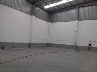 Alquiler Nave industrial en Rúa paralela 3 69. Alquiler de nave industrial de 850 m2 con pequeña campa en pol i
