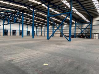 Location Bâtiment à usage industriel  Avenida la veguilla. Alquiler nave con 15.000 m2 en guadalajara