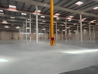 Miete Fabrikhalle  Calle río torcón. Alquiler nave con 20.000 m2 en toledo