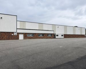 Rent Industrial building in Porriño (O). Alquiler nave 4.000 m2 con campa en el poligono a granxa o porri
