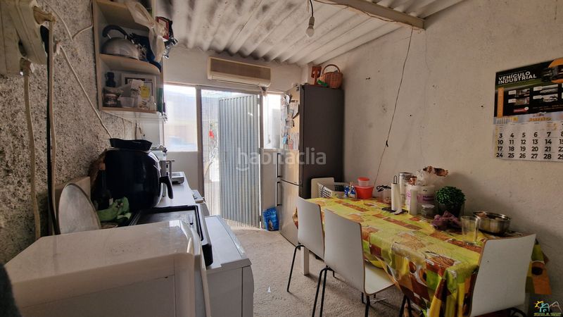 Foto 1d05cd43-0646-472f-80c9-af1c77b07167. Masia amb xemeneia a Benahadux