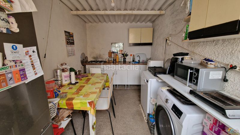 Foto 4f8a2774-971b-4056-9a2a-86a8a9423d64. Masia amb xemeneia a Benahadux