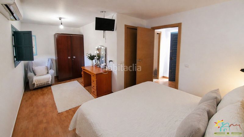 Foto 595eae6b-987f-47a6-8112-c0cc3b43418c. Masia amb xemeneia a Benahadux