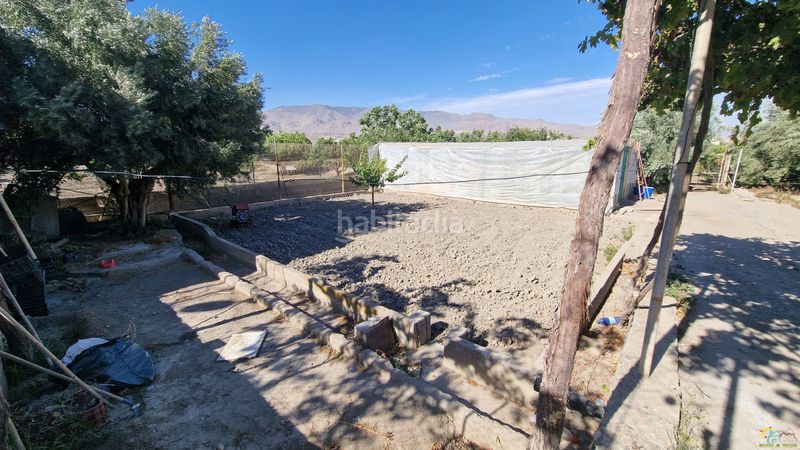 Foto de748d3e-3055-4d31-8be9-7dd2f79feb68. Masia amb xemeneia a Benahadux