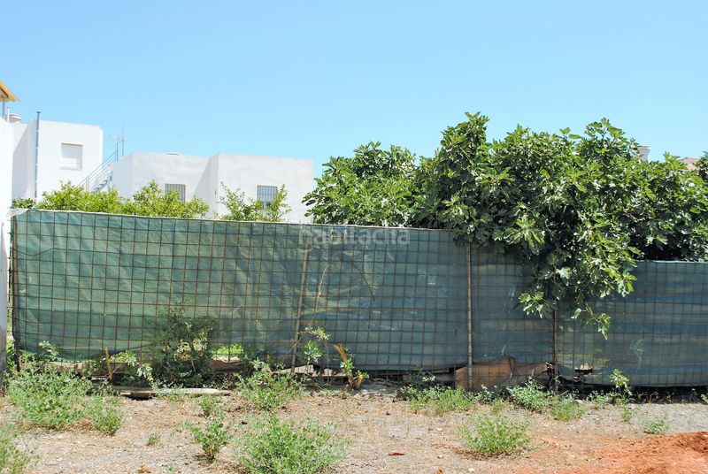 Foto 75dffc36-bc35-415d-be5f-fb6b795b28b3. Residential plot in calle piscis 2 in Pechina