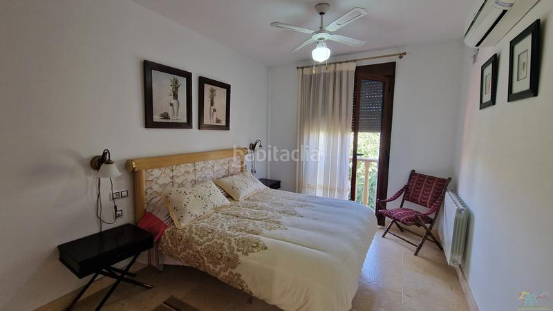 Foto d69851b9-e52d-4acf-bde6-724f5588f4f6. Casa aparellada amb xemeneia calefacció aparcament a Diezma