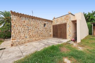 Xalet a Bacarés-Manresa-Bonaire. Chalet unifamiliar con garaje.
