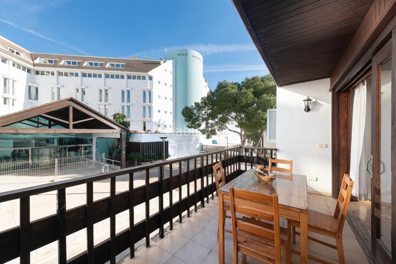 Foto b5b96051-e77a-4cbe-b004-df1eb88cba53. Àtic a port d´Alcúdia-platja dálcúdia Alcúdia