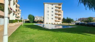Duplex in Port d´Alcúdia-Platja dÁlcúdia. Dúplex en planta baja frente al lago con jardín y piscina en por