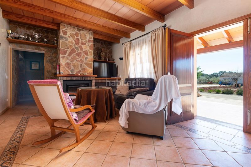 Foto fd49fd40-f1f8-4104-8ac1-d97688e1e4bc. Masía exclusiva f rústica con residencia unifamiliar y vistas a la tramuntana privacidad, elegancia y auténtico estilo de v en Inca