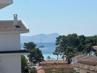 Attico in Port d´Alcúdia-Platja dÁlcúdia. Ático con vistas al mar y gran terraza a 200 m de la playa de al