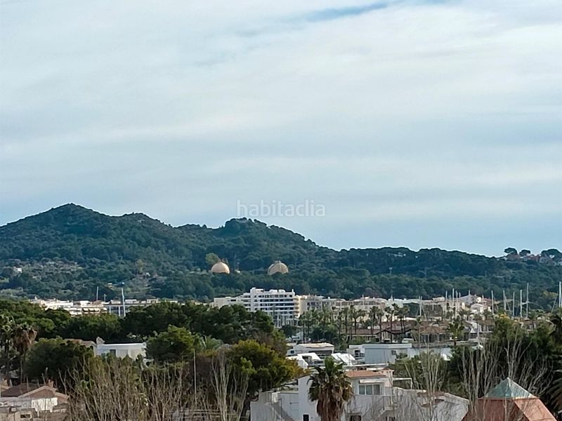 Foto dee938a9-3856-43a3-9051-e64f74d4c693. Àtic a port d´Alcúdia-platja dálcúdia Alcúdia