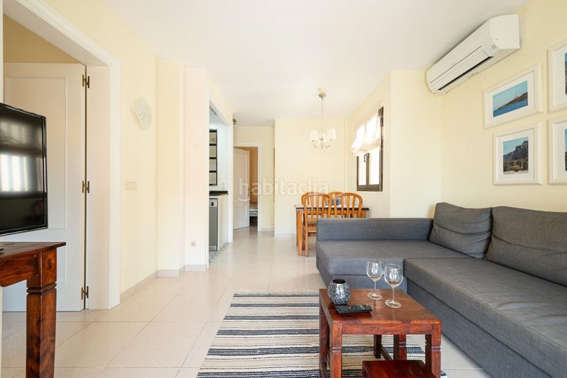 Foto 74a7ee37-a1e0-4569-a900-83ab2bd27603. Planta baixa amb calefacció aparcament a port d´Alcúdia-platja dálcúdia Alcúdia