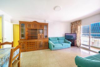 Flat in Es Rafal Nou. Amplio piso con gran potencial en es rafal  luz, terraza y excel