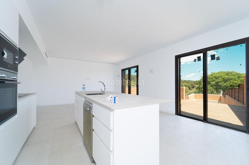Foto 093b9227-be69-4301-9c6c-bc6d097471ce. Casa adossada amb aparcament a Cortes-Huertas Madrid