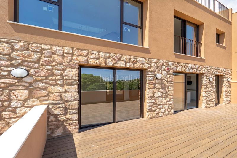 Foto 8d846c56-8b65-4e47-89bf-567db08aed1f. Casa adossada amb aparcament a Cortes-Huertas Madrid