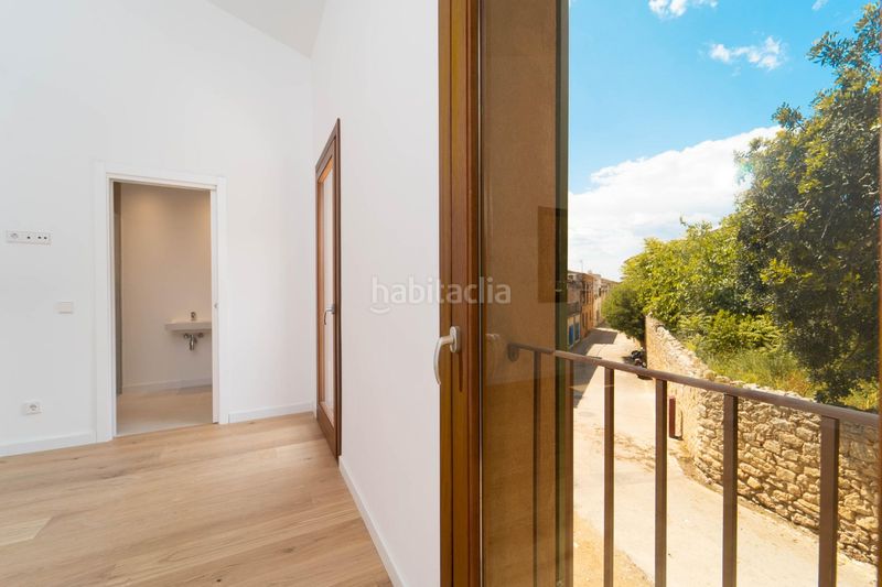 Foto fe196a7a-e332-4b6c-931d-26332105d33f. Casa adossada amb aparcament a Cortes-Huertas Madrid