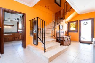 Chalet  Avenida mal pas. del. Exclusiva villa con piscina en bonaire