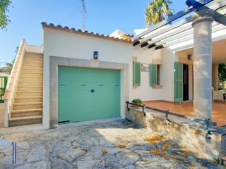 Chalet à Bacarés-Manresa-Bonaire. Chalet en bonaire